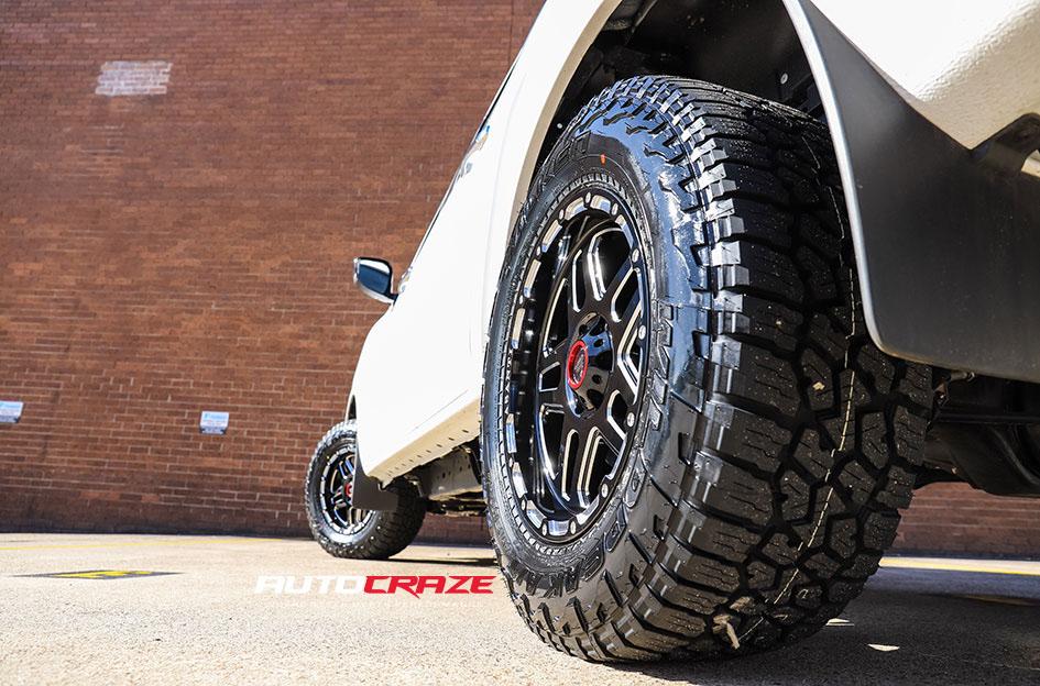 NISSAN NAVARA AB809 GLOSS BLACK MILLED